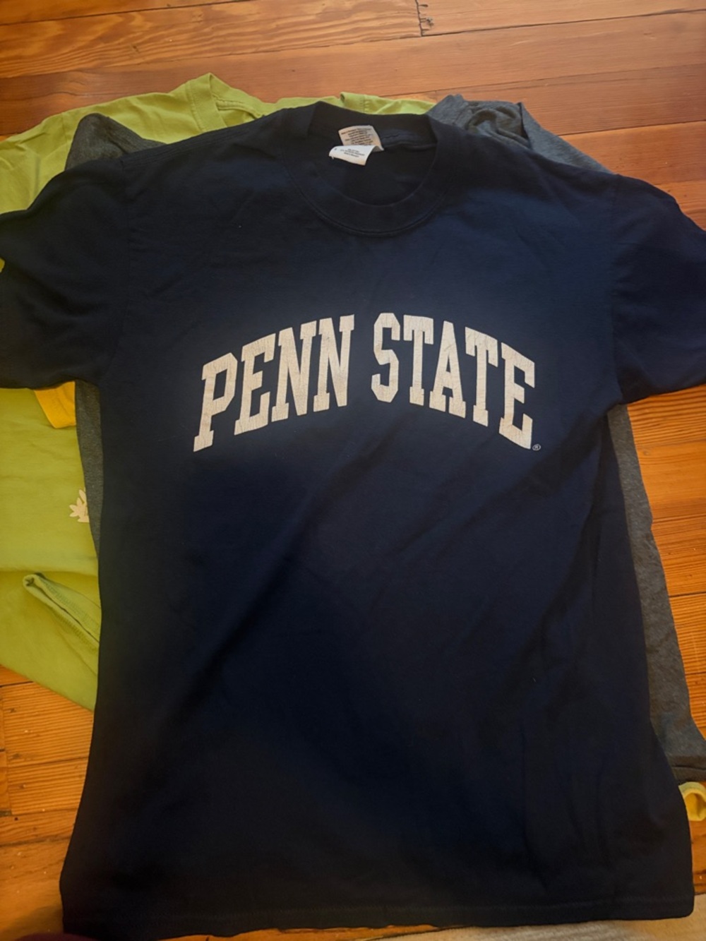 Vintage Tee: Penn State Men's Navy Crew Neck T-Shirt